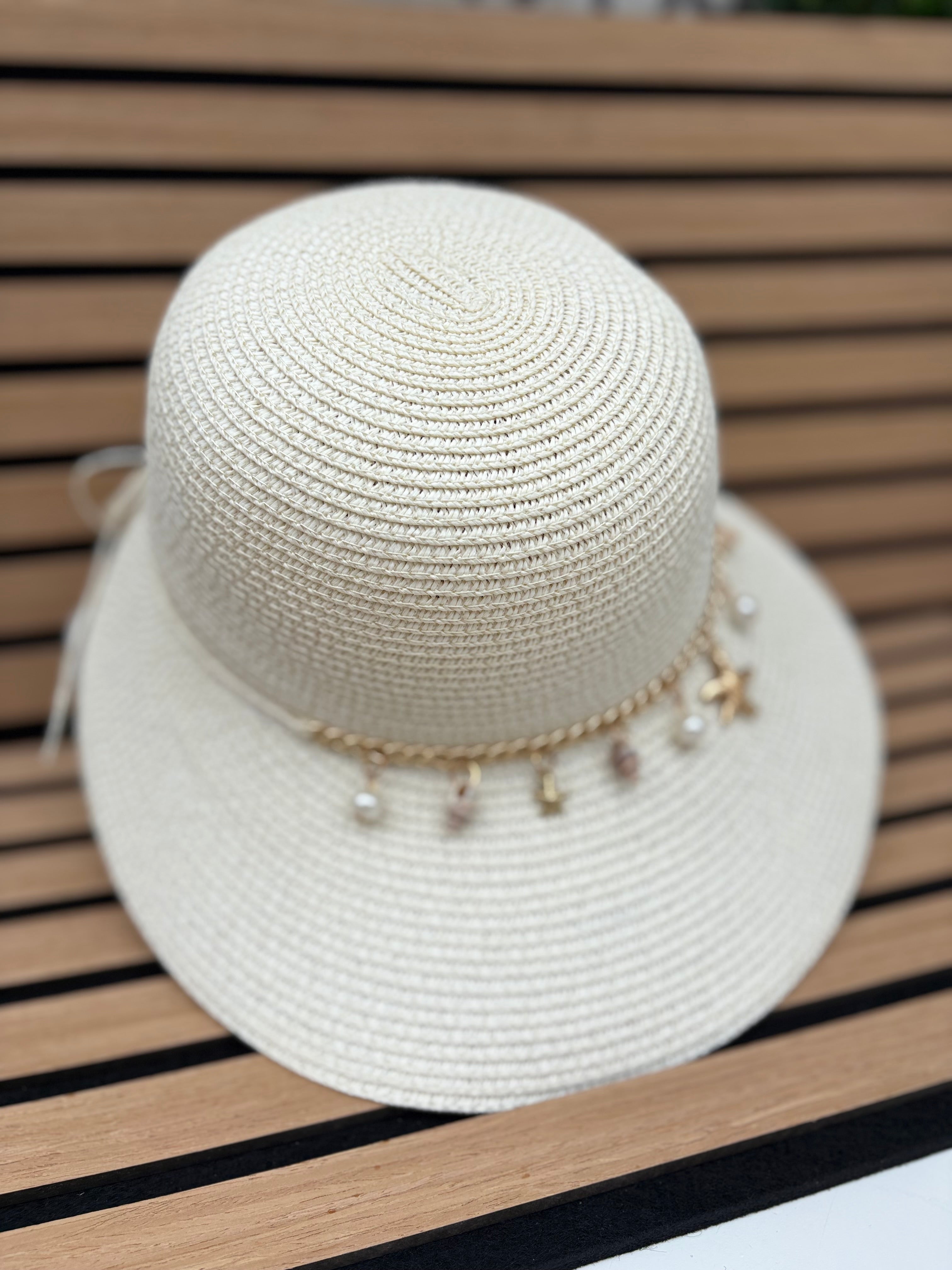 Chapeau coquillages