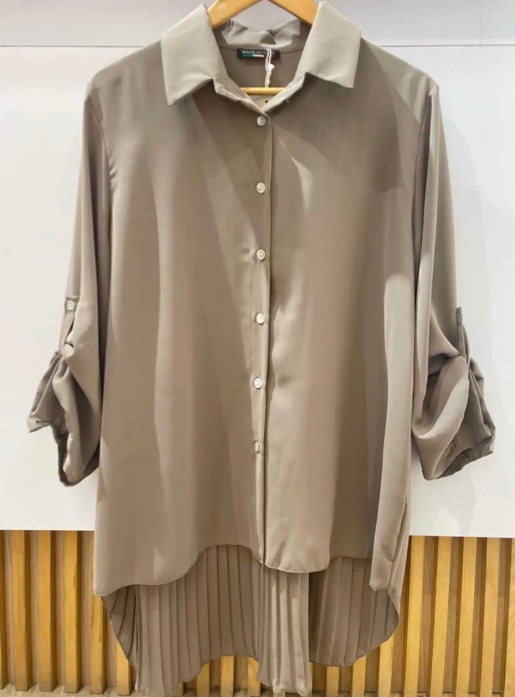 Camisa plisada 40-46