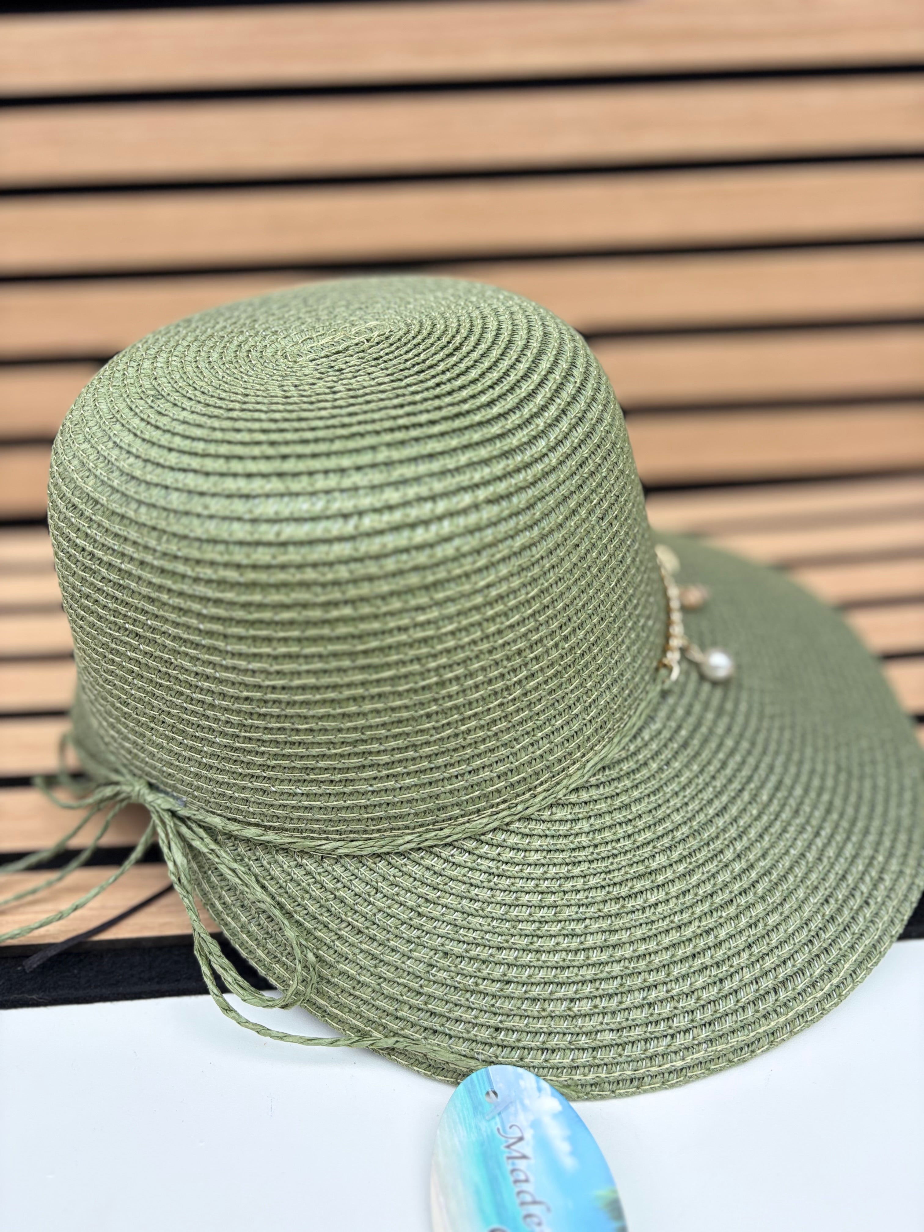 Chapeau coquillages