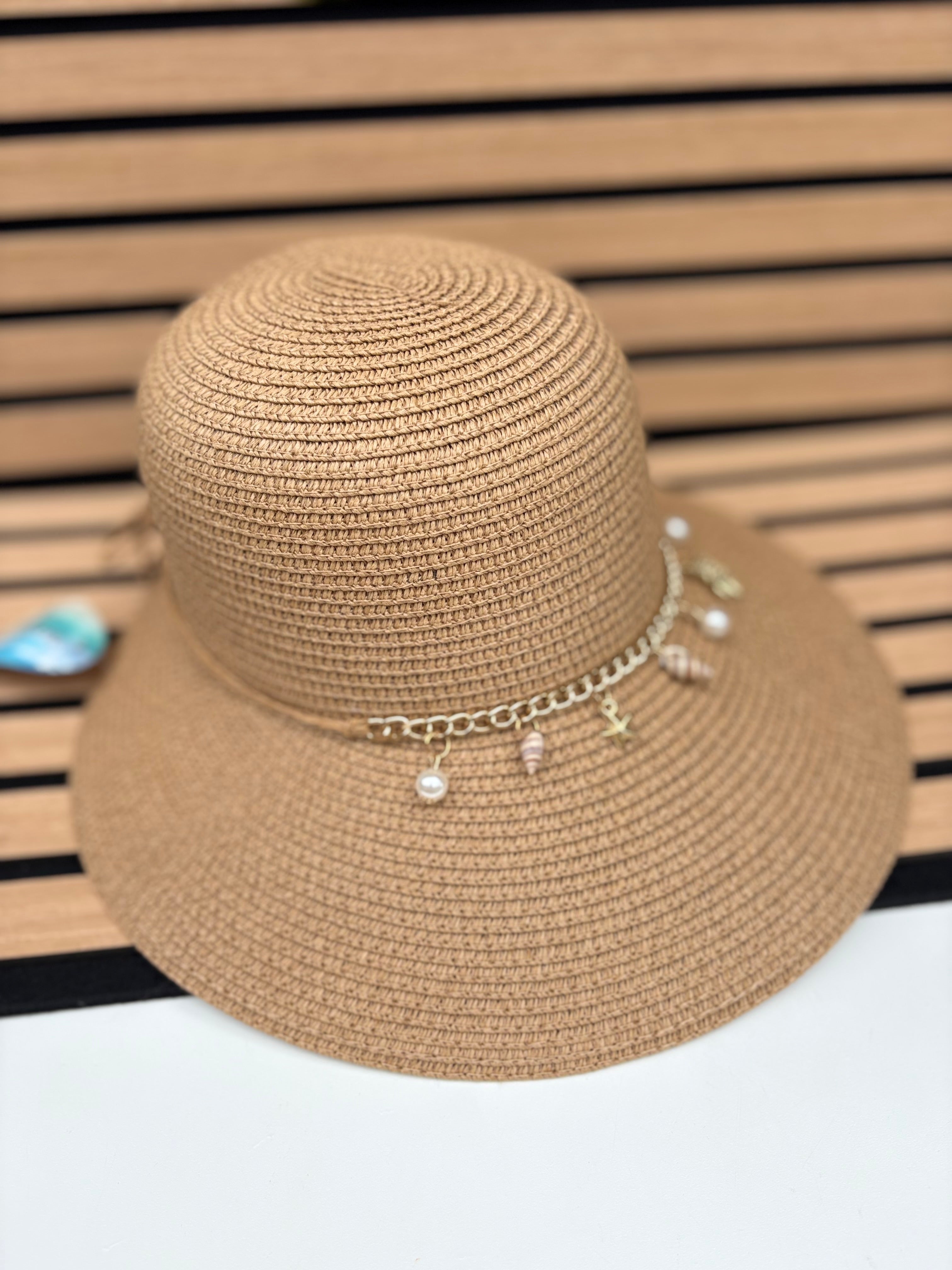 Chapeau coquillages