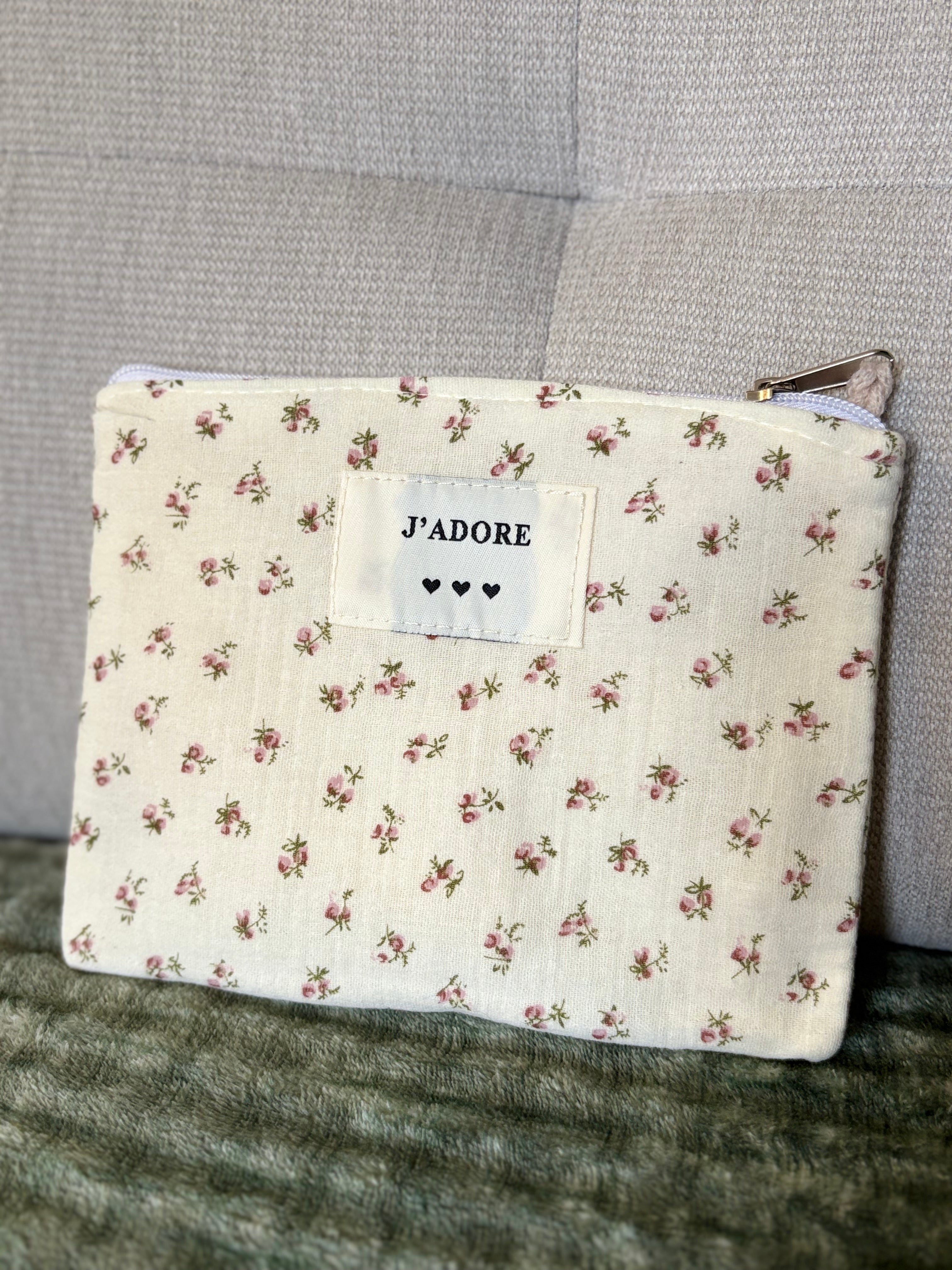 Pochette « J’adore »