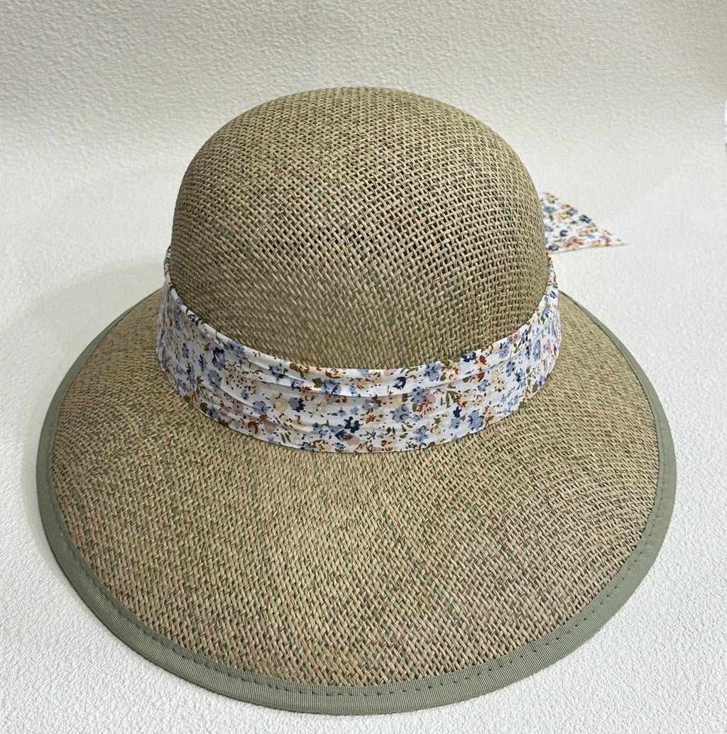 Chapeau capeline