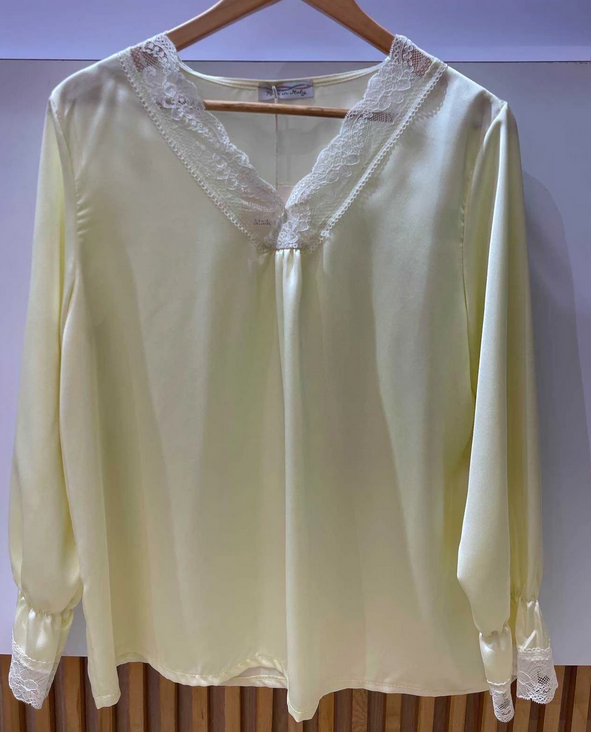 Blouse satinée 38-44