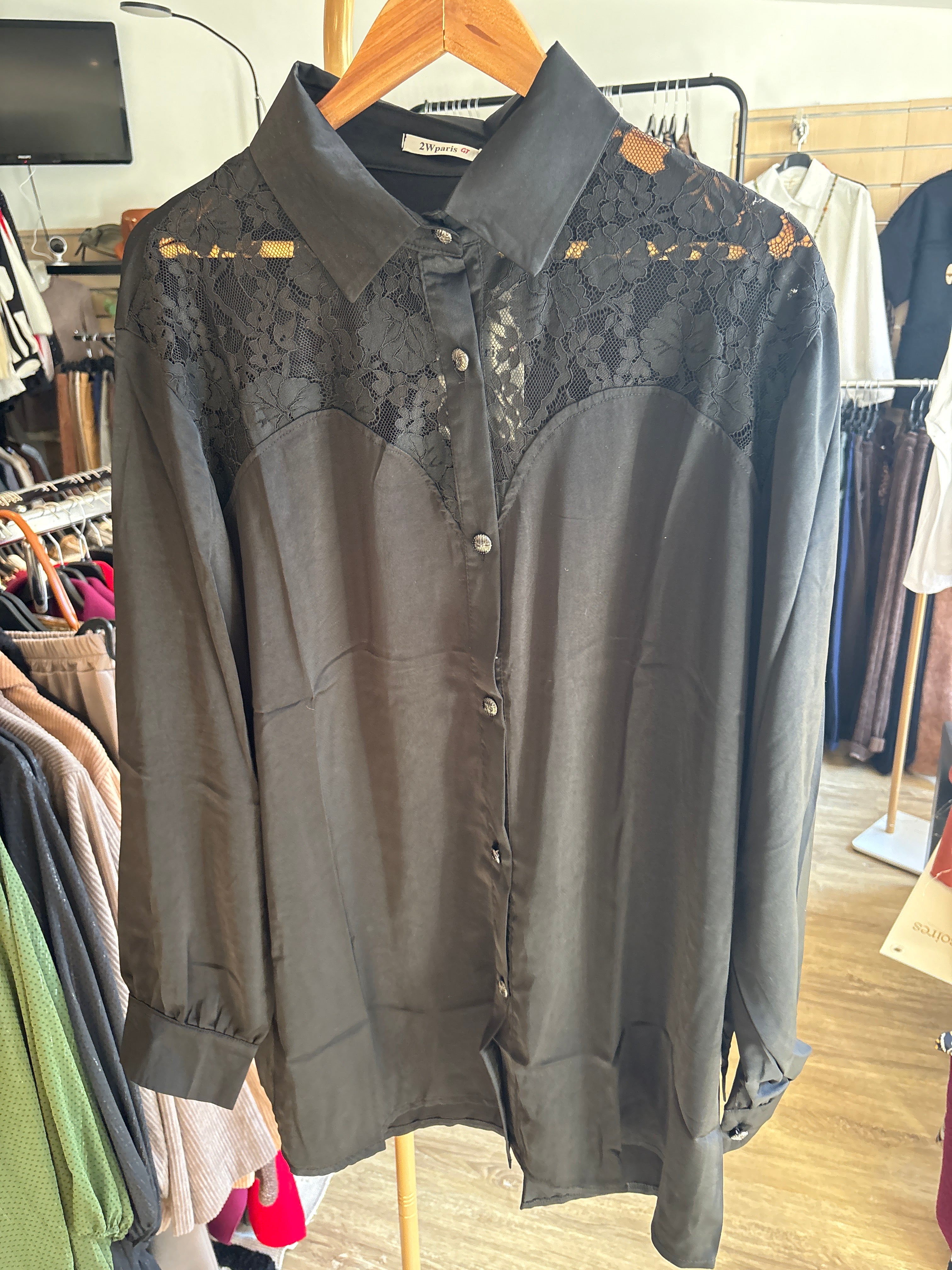 Chemise noir dentelle