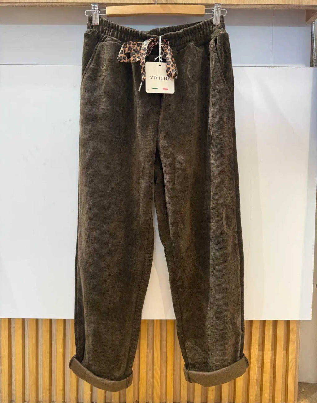 Pantalon velours 42-48